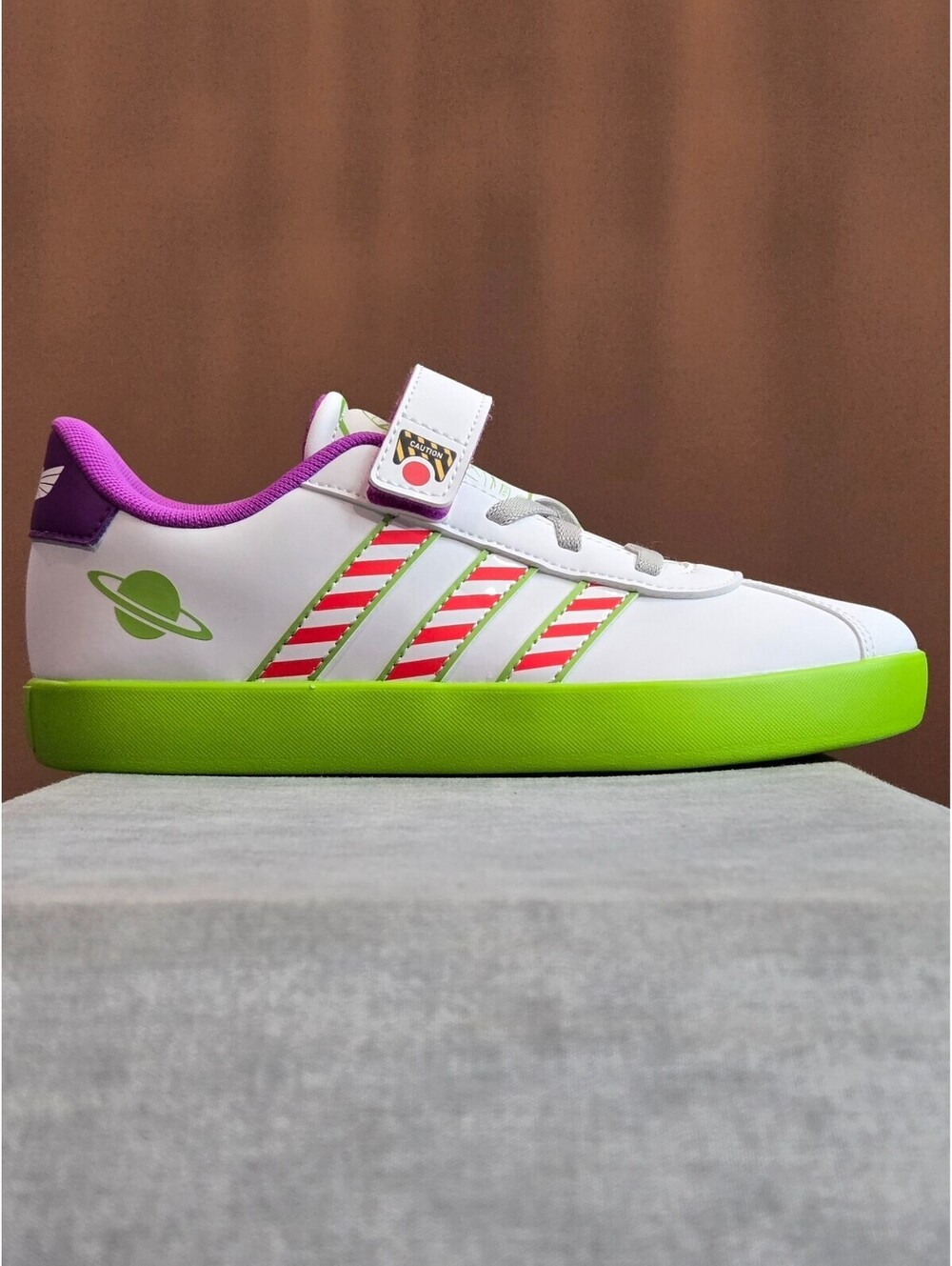 adidas x Disney VL Court Buzz Lightyear - White (JQ4385) Youth Size 3Y BRAND NEW